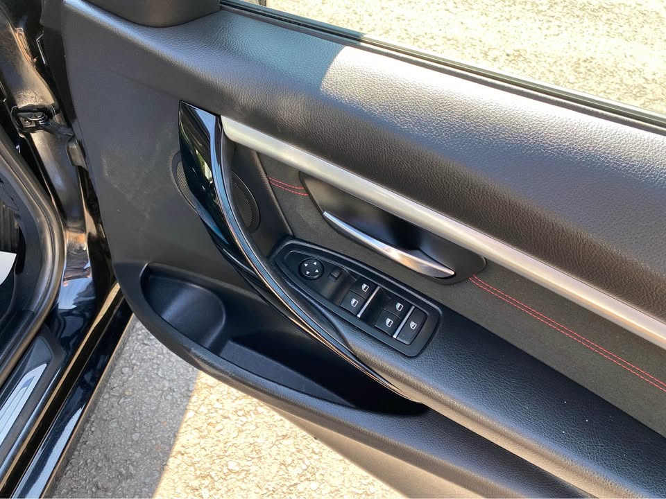2019 19 BMW 3 SERIES