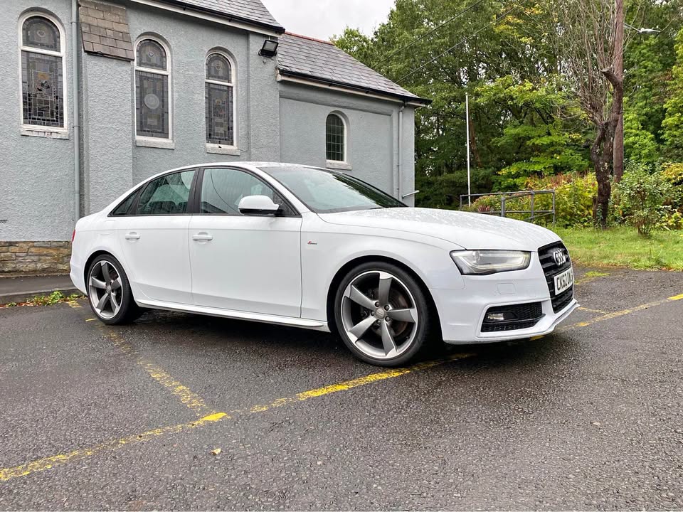 2012 62 AUDI A4 2.0 TDi Black Edition 143bhp 4dr
