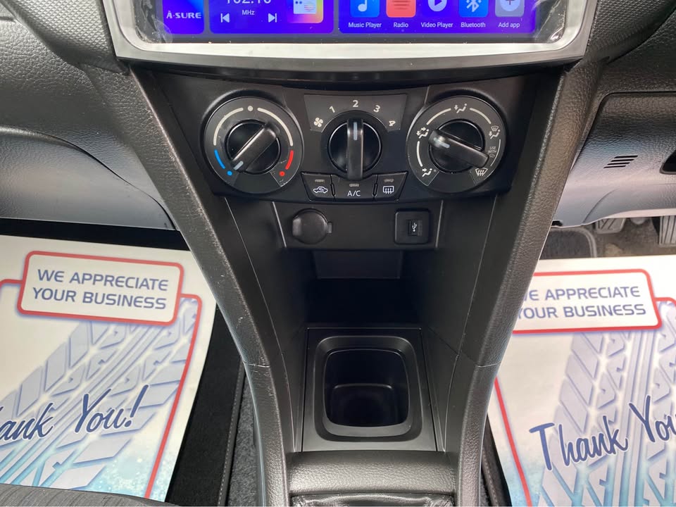 2015 15 SUZUKI SWIFT