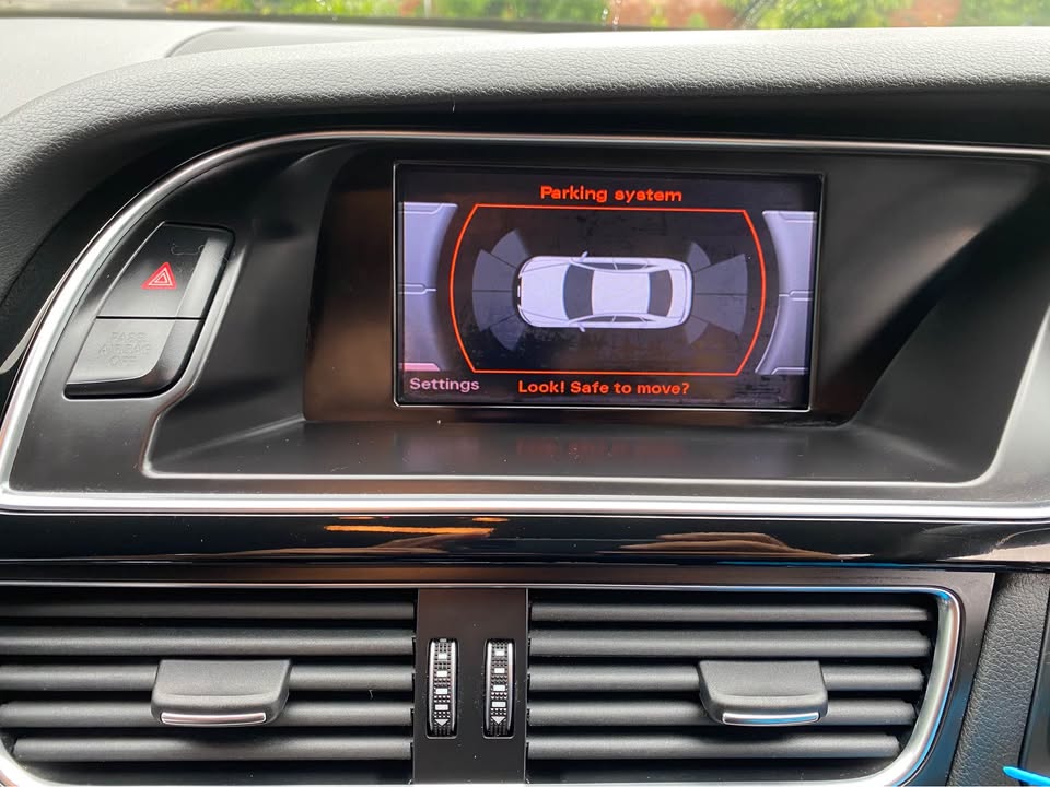 2012 62 AUDI A4
