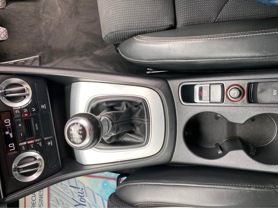 2015 64 AUDI Q3