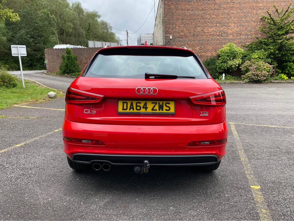 2015 64 AUDI Q3