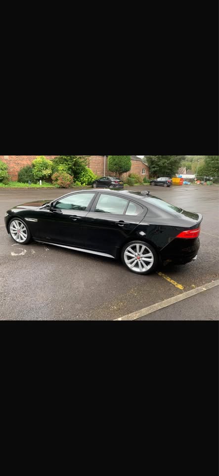 2017 17 JAGUAR XE